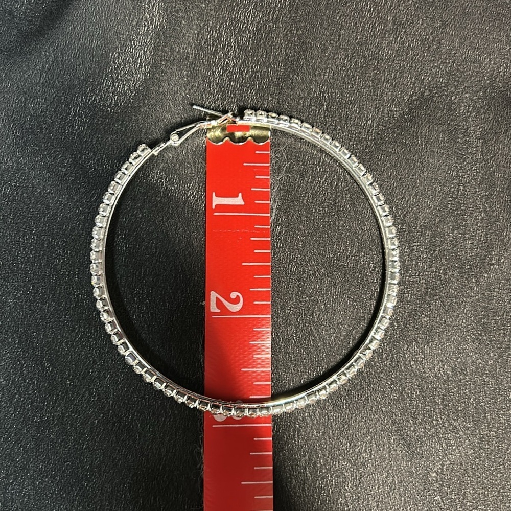 Elegant faux diamond Hoop Earrings - Picture 8 of 10